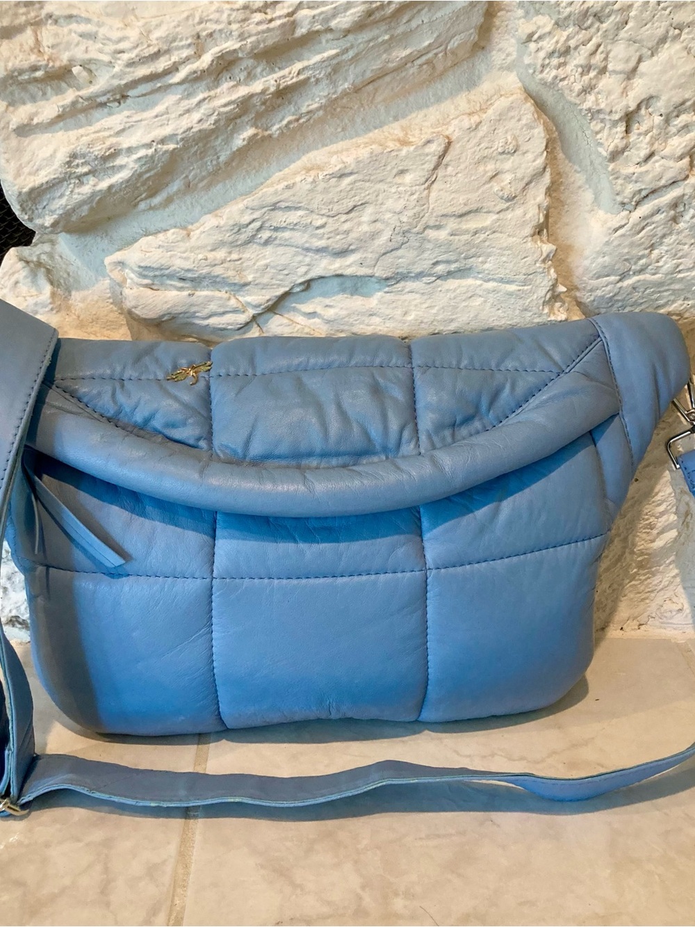New without tag STYLISM Sheepskin Oversized Puffy Quilted Sling Bag- light blue
